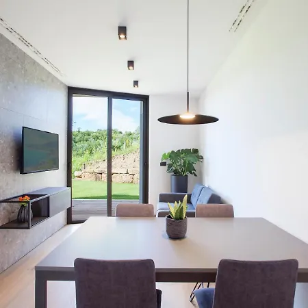 Larya House Apartment Dobrovo Exterior photo